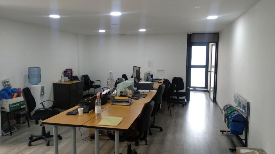 Foto excelente oficina en venta de 63m2 con parqueadero en La Castellana. OFV180467