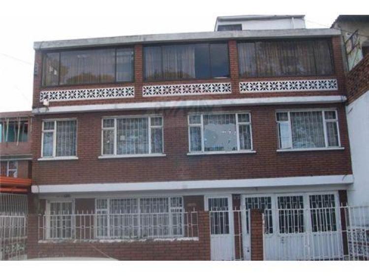 Foto Casa en Venta en LAS FERIAS, , Bogota D.C - $ 465.000.000 - CAV34818 - BienesOnLine