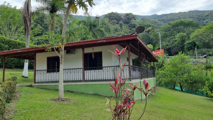 FINCA INDEPENDIENTE EN VENTA EN SAN JERONIMO