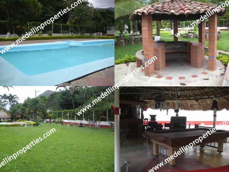 Foto Finca en Arriendo en Barbosa, Antioquia - FIA139924 - BienesOnLine