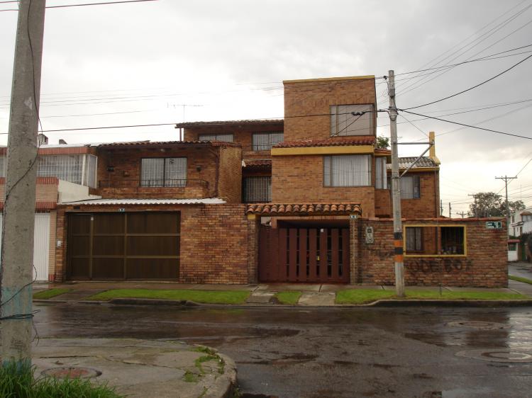 Foto Casa en Venta en Las Margaritas, Las Margaritas, Bogota D.C - $ 850.000.000 - CAV90952 - BienesOnLine