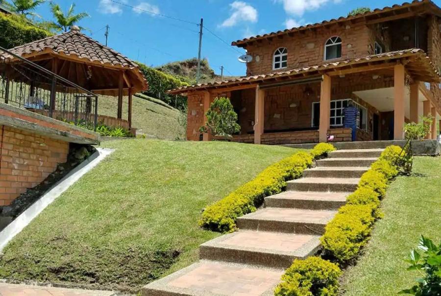 Foto Hotel en Alojamiento en Guatapé, Antioquia - $ 800.000 - HOA196995 - BienesOnLine