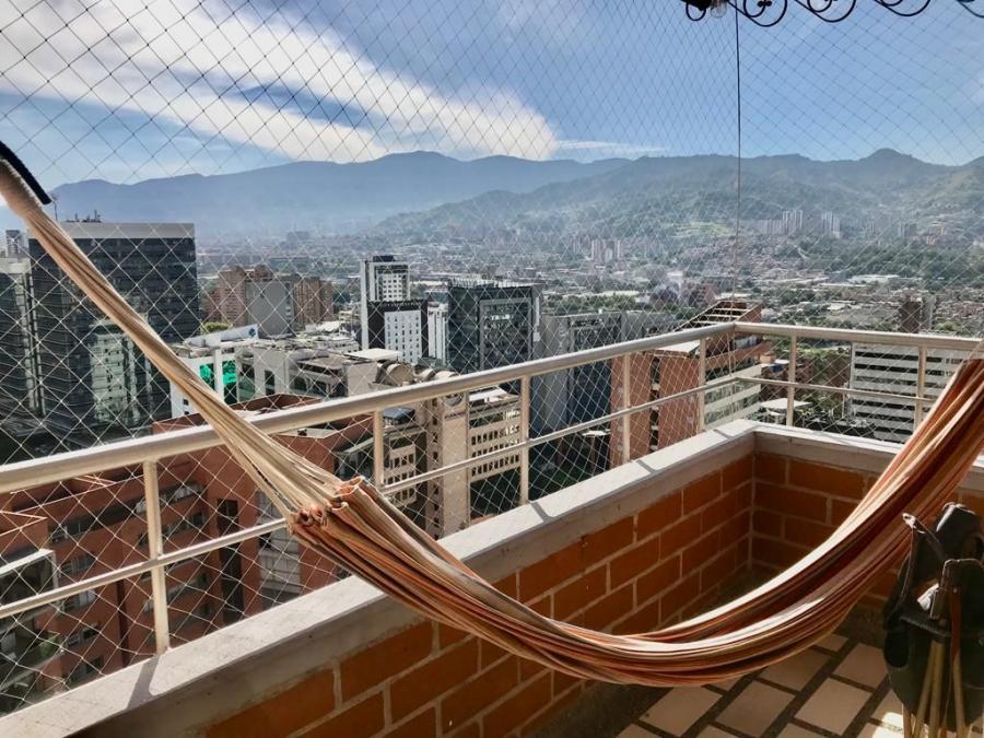 Foto Apartamento en Venta en Poblado, Medellín, Antioquia - $ 995.000.000 - APV206750 - BienesOnLine