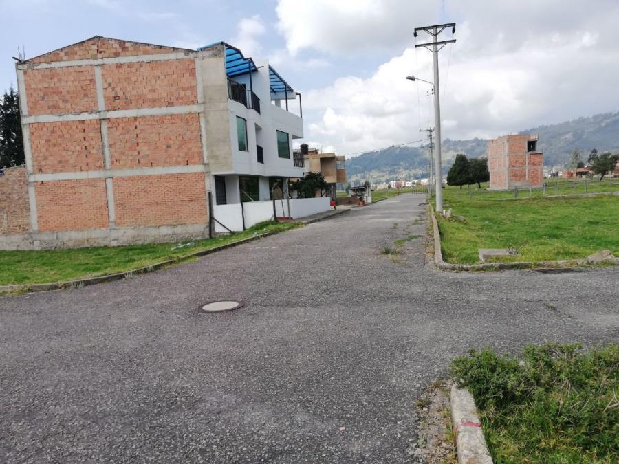 INMOBILIARIA M&M Vende Lote en Duitama 105 mts $ 120 millones