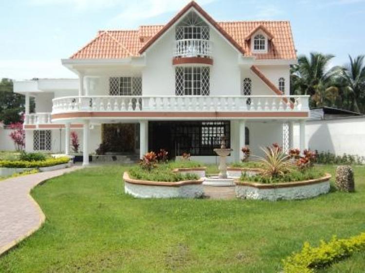 Aprender acerca 111+ imagen casas en villavicencio Abzlocal.mx