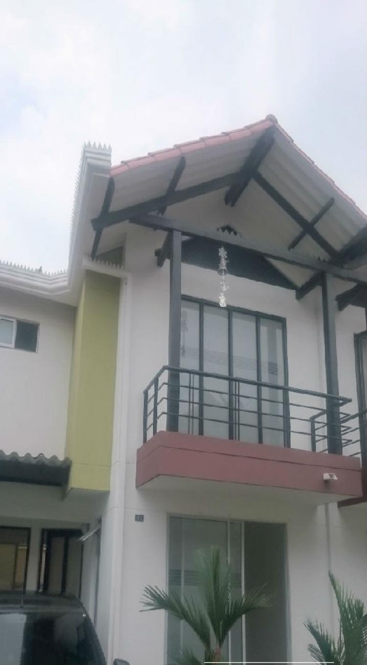 Linda casa en conjunto cerrado para arriendo 