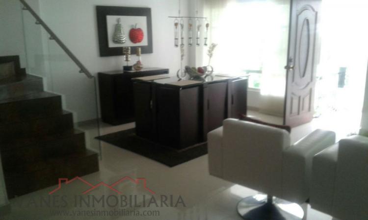 Foto Casa en Venta en Villavicencio, Meta - $ 560.000.000 - CAV104557 - BienesOnLine