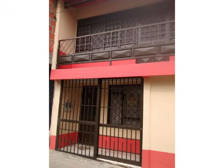 LINDA CASA EN VENTA CIUDADELA SIMÓN BOLÍVAR 