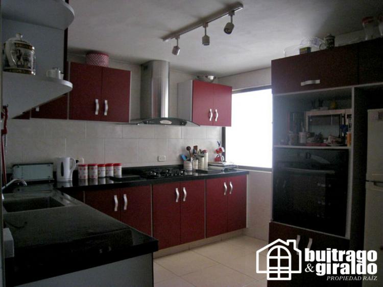 Lindo apartamento remodelado en Milán - Manizales