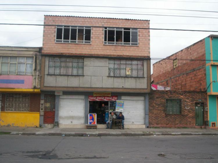 Foto Local en Arriendo en CENTENARIO, Rafael Uribe, Bogota D.C - $ 380 - LOA82416 - BienesOnLine