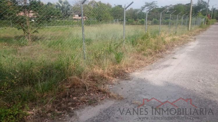 Lote en condominio cerrado para la venta 