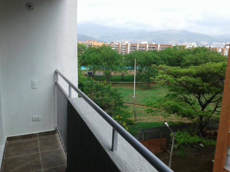 Foto Apartamento en Arriendo en Barrio La Hacienda, Cali, Valle del Cauca - $ 1.100.000 - APA148068 - BienesOnLine