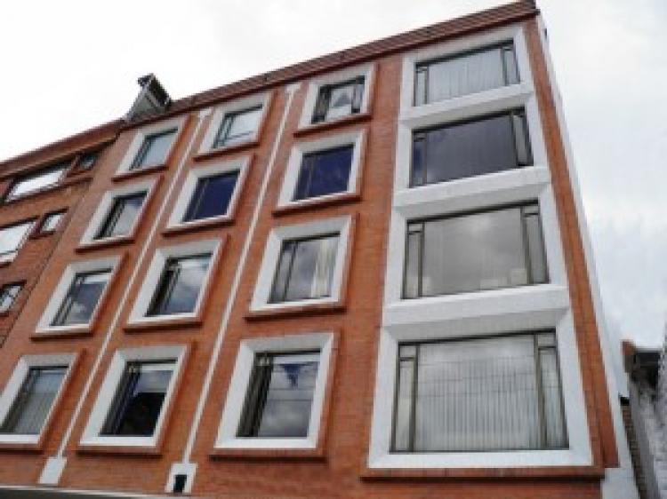 Rent-A-House MLS# 11-176 Venta de Apartamento en Cedritos,  Bogotá - Colombia
