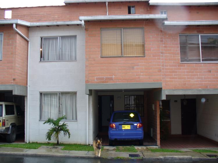 Foto Casa en Venta en Sauzalito, Itagüí, Antioquia - $ 230.000.000 - CAV2019 - BienesOnLine
