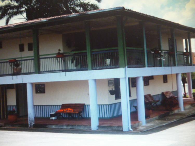 venta de finca con hostal 14 habitaciones totalmente dotado en Quimbaya(quindio