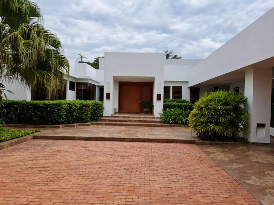 Home in Metric Way