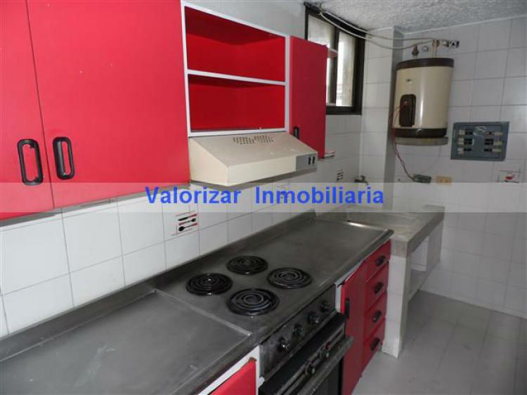 SE VENDE APARTAMENTO 6TA CON 23