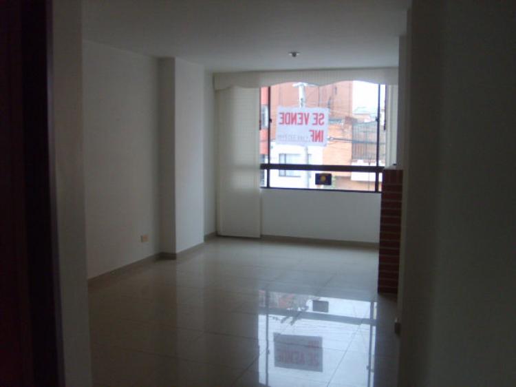 Se vende apartamento en lisboa cedritos 432-206