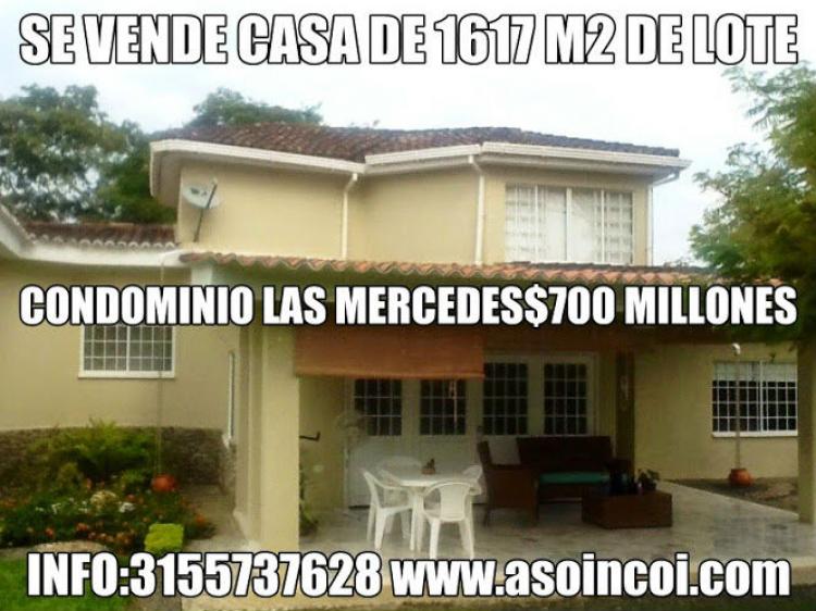 SE VENDE CASA DE 1617 MTS2 DE LOTE