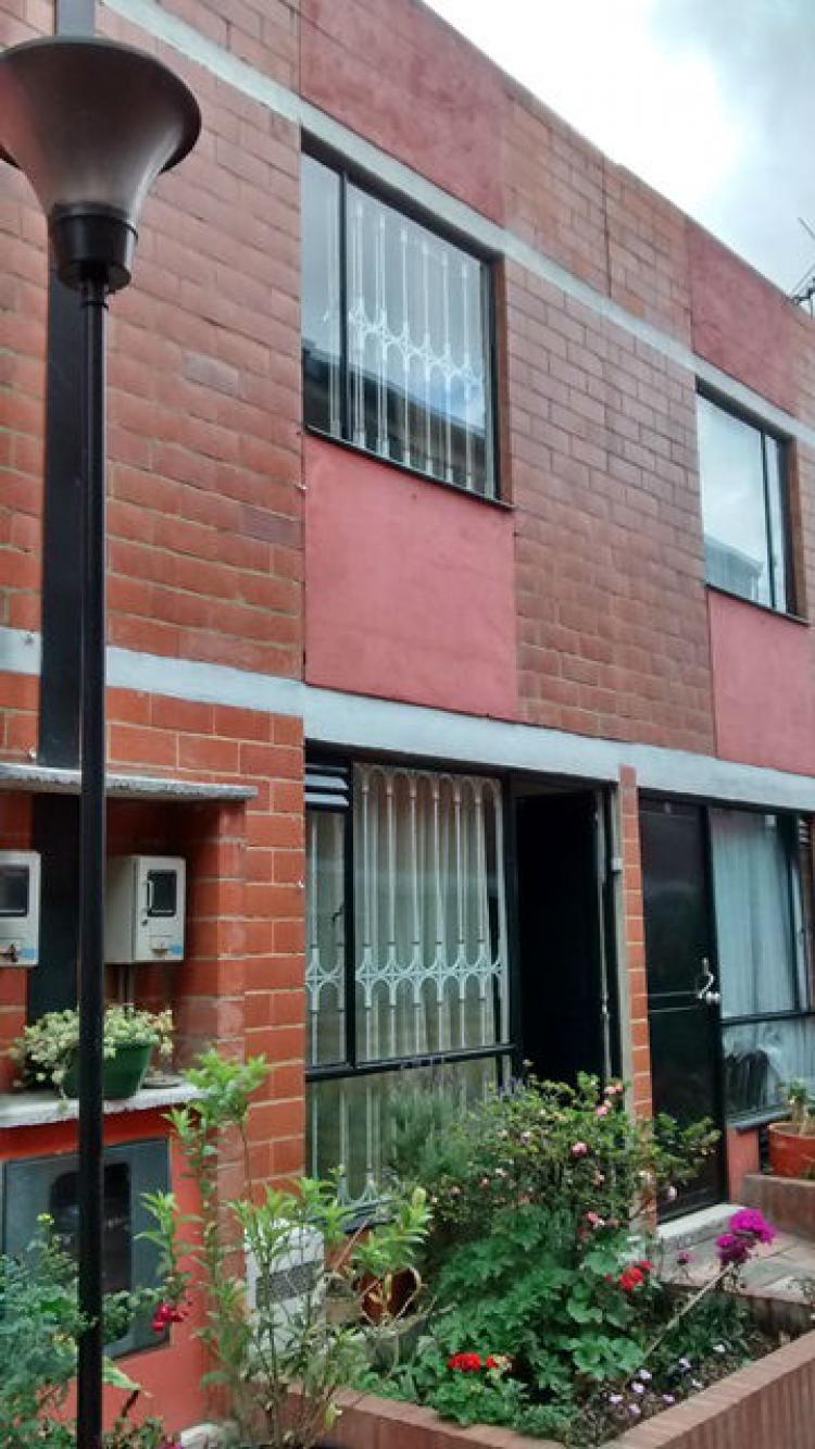 Foto Casa en Venta en engativa, Engativá, Bogota D.C - $ 110.000.000 - CAV97499 - BienesOnLine