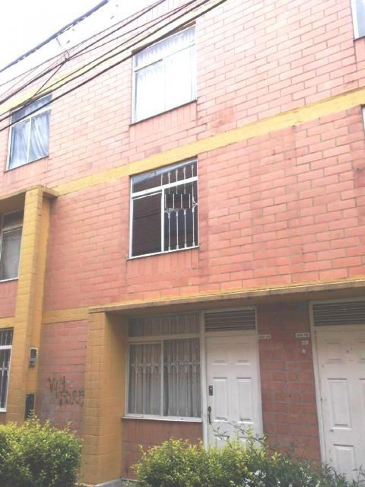 Foto Casa en Venta en Bogotá, Bogota D.C - $ 130.000.000 - CAV79666 - BienesOnLine