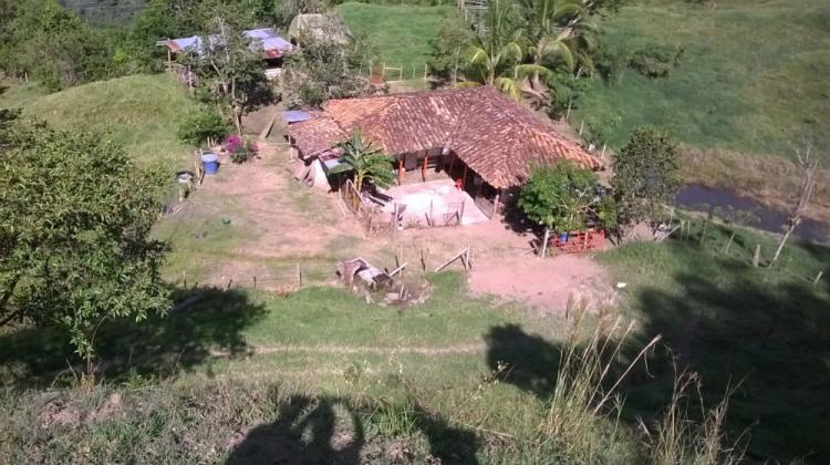 se vende finca