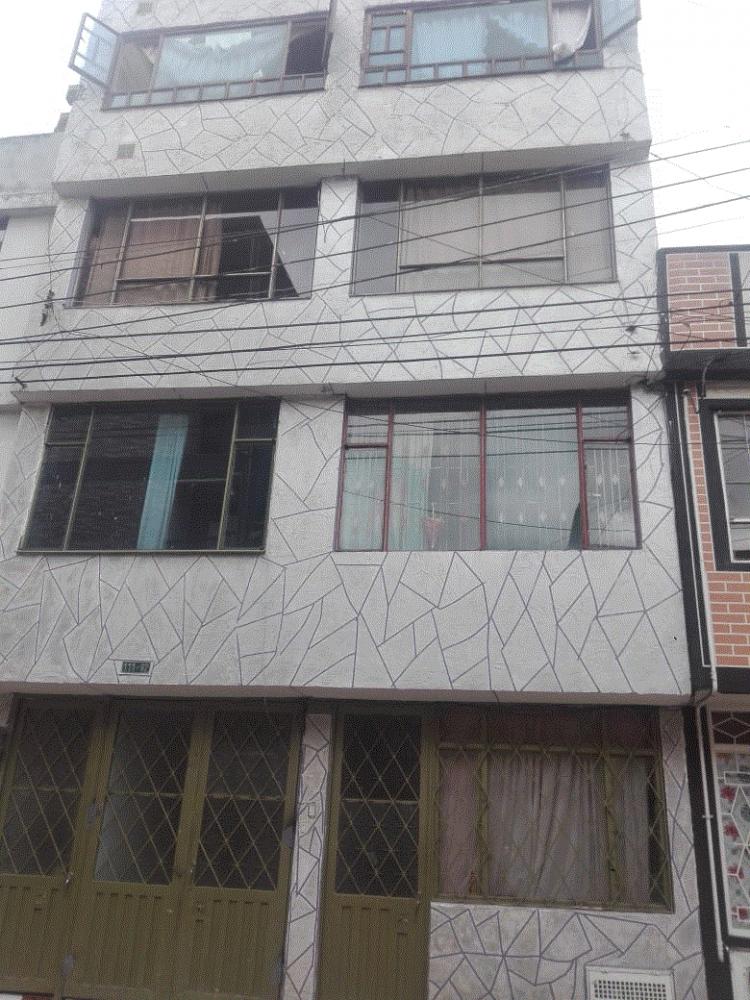 Foto Casa en Venta en san antonio, Engativá, Bogota D.C - $ 400.000.000 - CAV155249 - BienesOnLine