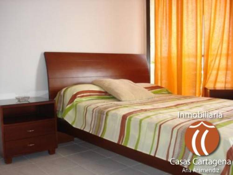 ARRIENDO APARTAMENTO DUPLEX CON 4 COMODAS HABITACIONES 