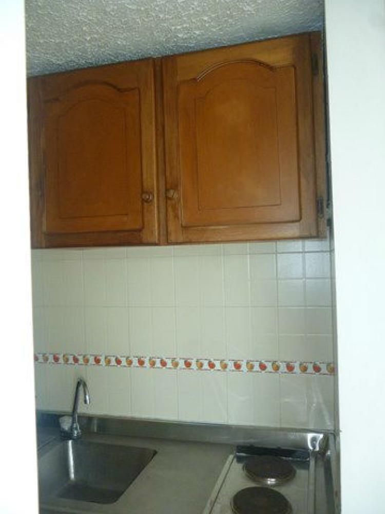 VENDE APARTA ESTUDIO EN EL BARRIO CHIPRE $ 73.000.000