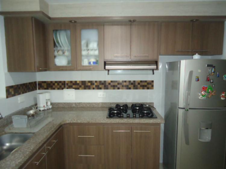 VENDE APARTAMENTO AQUILINO VILLEGAS $ 215.000.000