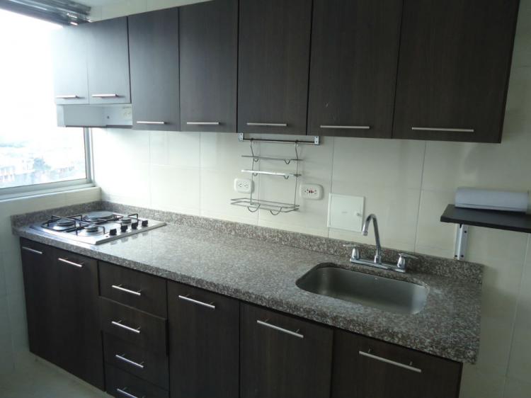 VENDE APARTAMENTO EN VERSALLEZ - $ 240.000.000