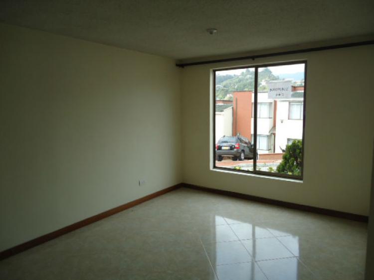 VENDE CASA EN CONJUNTO EN LA RAMBLA - $ 250.000.000