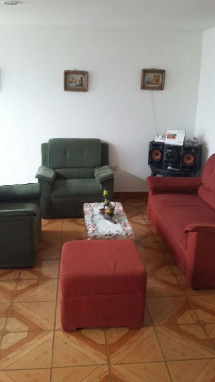 VENDE CASA EN LA ENEA $ 130.000.000