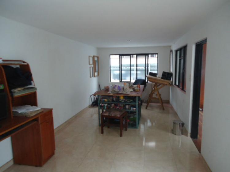 VENDE CASA EN LA ENEA $210.000.000