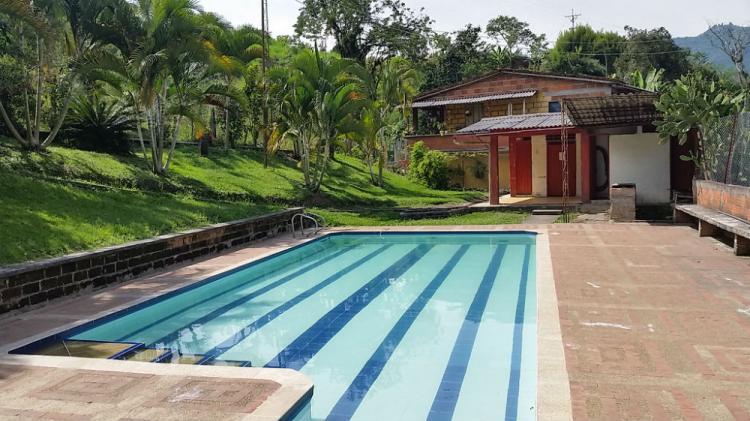 VENDE FINCA EN TAREAS - $220.000.000