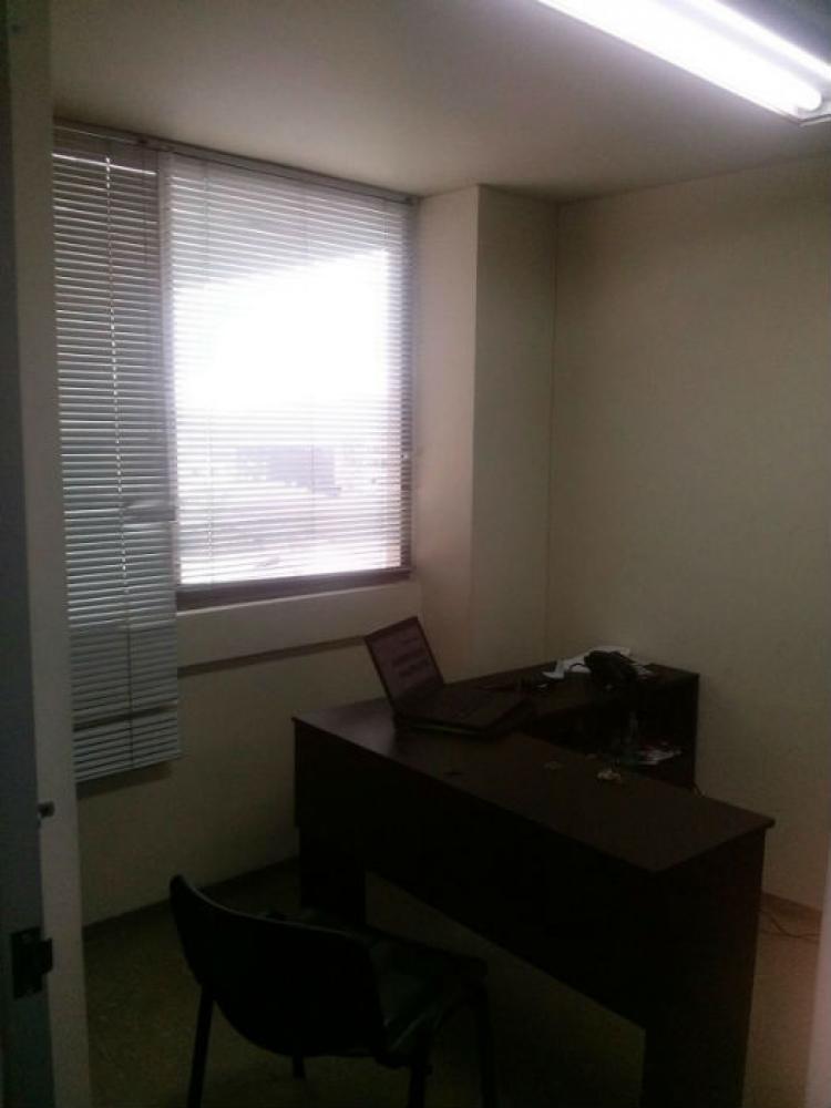 VENDE OFICINA EN EL CENTRO - $60.000.000