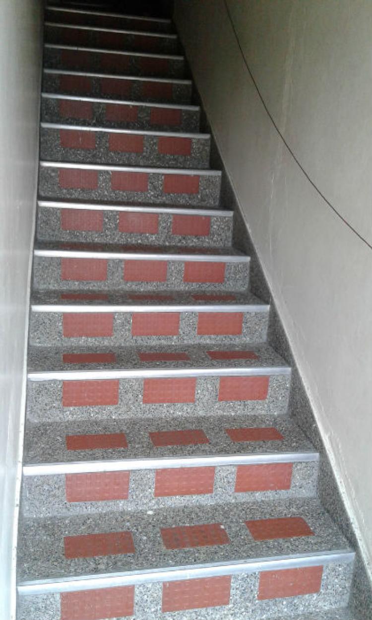 Home in Metric Way