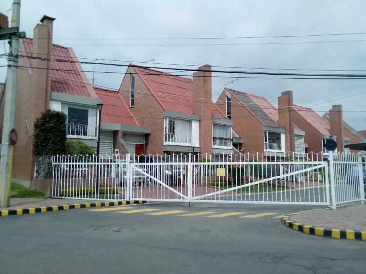 Foto Casa en Venta en MARANTA ZONA NORTE, Santa Fé, Bogota D.C - $ 550.000.000 - CAV162627 - BienesOnLine