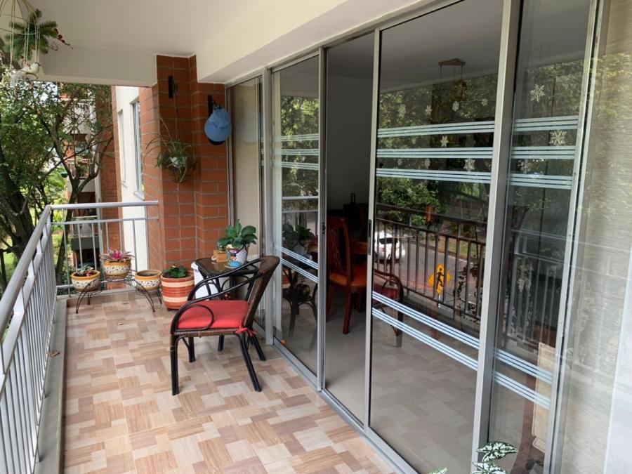 Vendo apartamento 103  mts en la Hacienda Cali, Valle