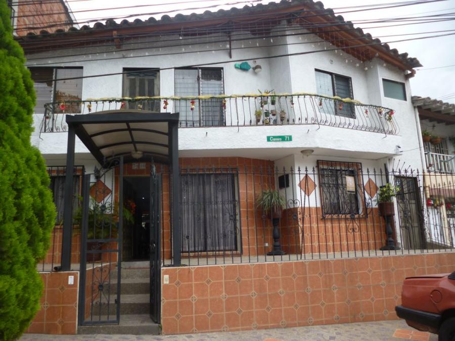 Foto Casa en Venta en PILARICA, Medellín, Antioquia - $ 750.000.000 - CAV198693 - BienesOnLine