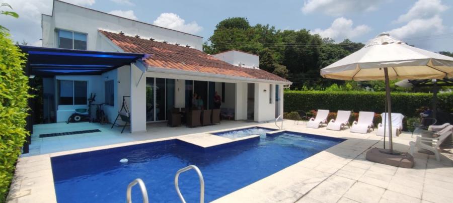 Foto Casa en Venta en Condominio Villamaria, Girardot, Cundinamarca - $ 680.000.000 - CAV201175 - BienesOnLine