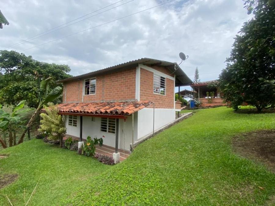 Foto Casa en Venta en Morelia, Pereira, Risaralda - $ 1.000.000.000 - CAV206597 - BienesOnLine