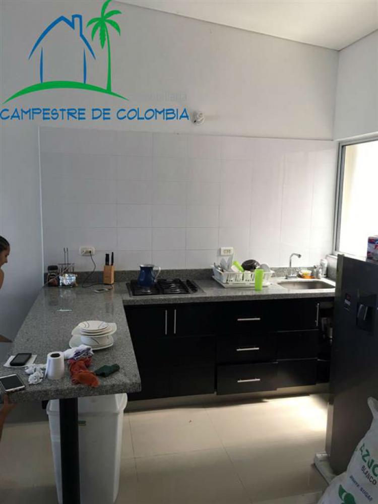 VENDO CASA DE OPORTUNIDAD EN CONJUNTO, GIRARDOT