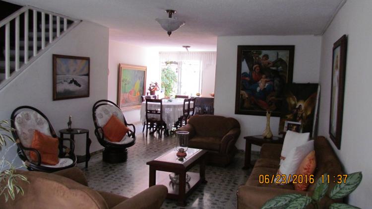 Foto Casa en Venta en Medellín, Antioquia - $ 600.000.000 - CAV144175 - BienesOnLine
