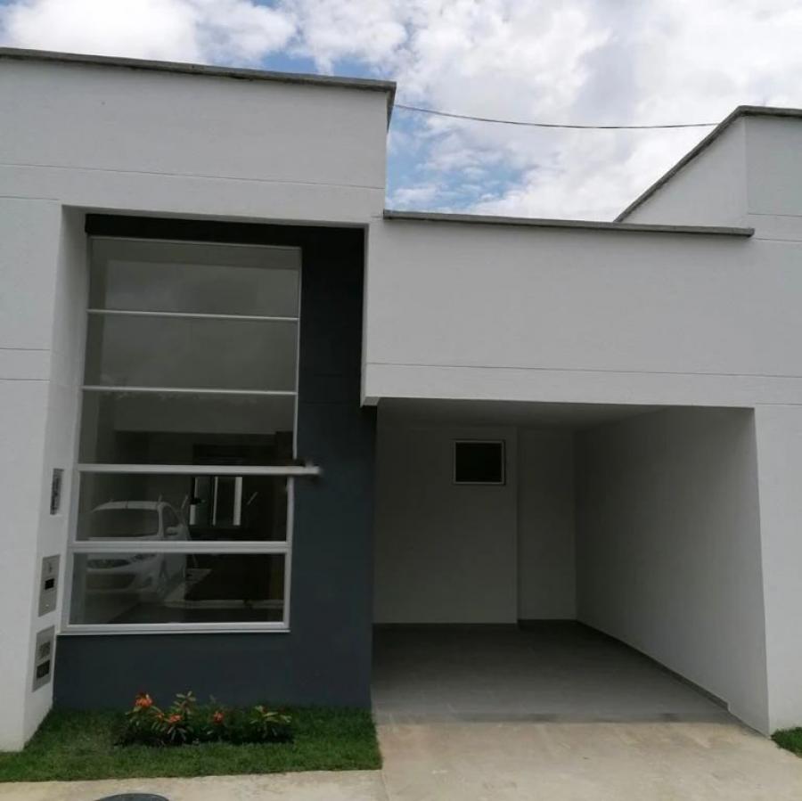 Vendo casa en conjunto cerrado KAOBA sector condina en Pereria 