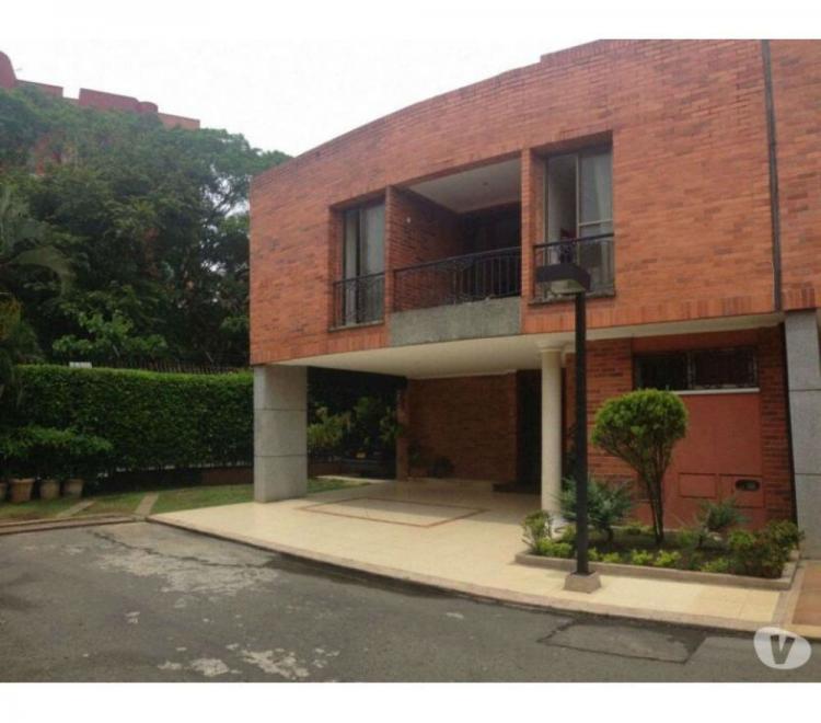 Foto Casa en Venta en CIUDAD JARDIN, Cali, Valle del Cauca - $ 7.000.000.000 - CAV113775 - BienesOnLine