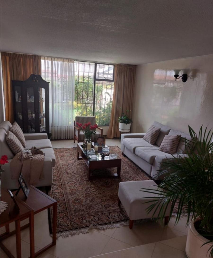 Vendo casa en Pontevedra Bogota remodelada