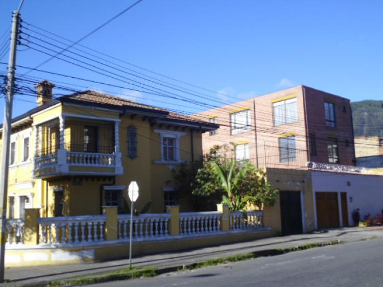 Foto Casa en Venta en TEUSAQUIILO, Teusaquillo, Bogota D.C - $ 450.000.000 - CAV107465 - BienesOnLine
