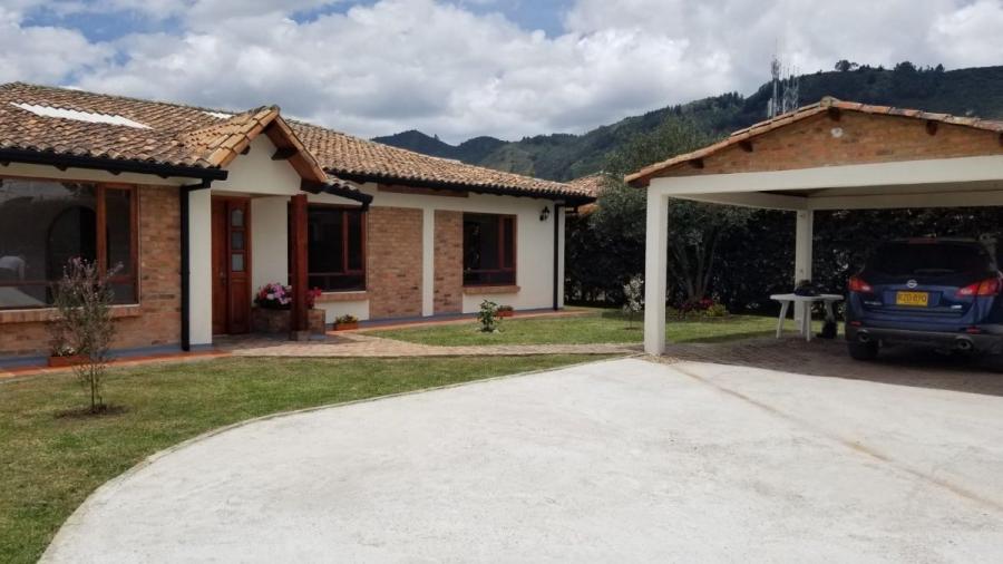 Foto Casa en Venta en FONQUETA, Chía, Cundinamarca - $ 1.300.000.000 - CAV205707 - BienesOnLine