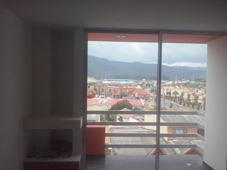 VENDO HERMOSO PENTHOUSE EN CHIA